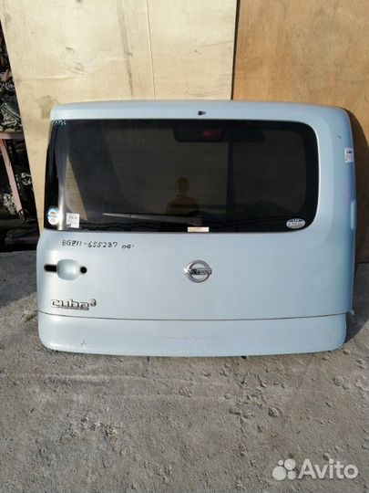 Дверь багажника Nissan Cube Z11