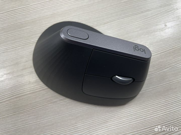 Мышь Logitech MX Vertical