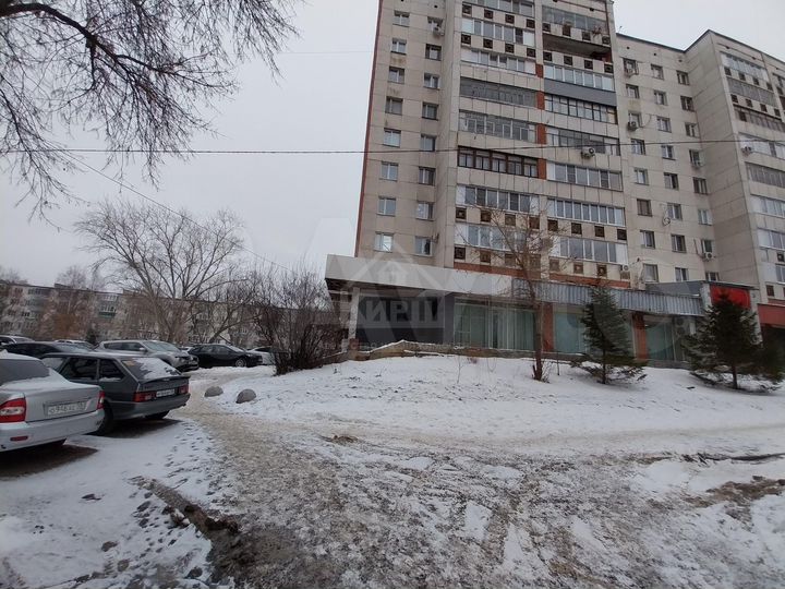 Торгово-офисная площадь Кулакова 1