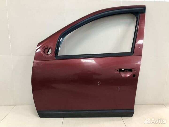 Дверь передняя левая Renault Duster