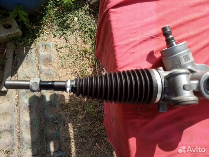 Рулевая рейка Toyota Avensis 2011г T270