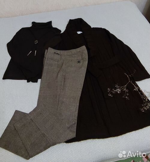 Пакет женской демисезонной одежды 44(s) размера