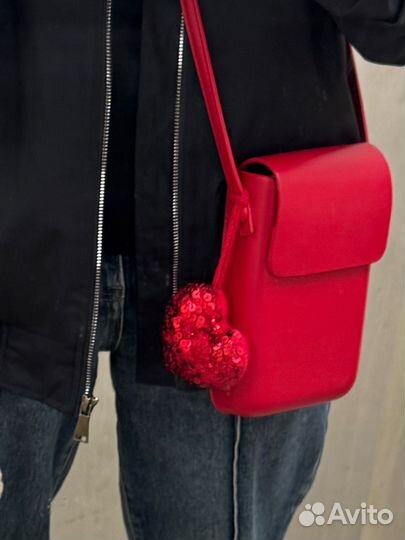 Брелок обвес на сумку вязаный