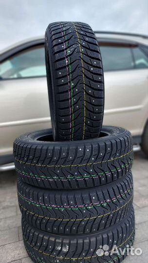 Kumho WinterCraft SUV Ice WS31 215/55 R17 98T