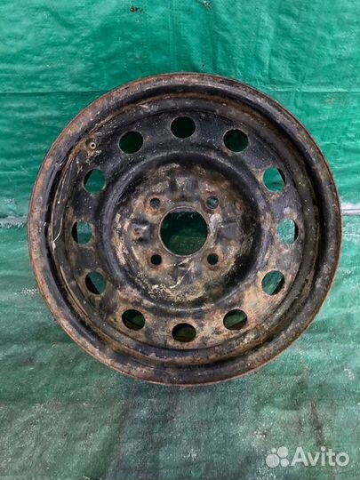 Один штампованный диск Hyundai Sonata IV Соната