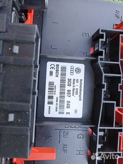 Электронный блок Volkswagen Jetta седан 1.6 2006