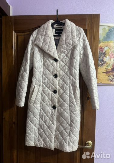 Пальто стеганное женское, 42р