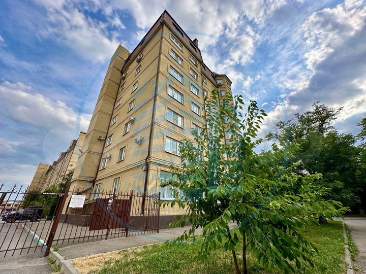 3-к. квартира, 72,4 м², 8/8 эт.