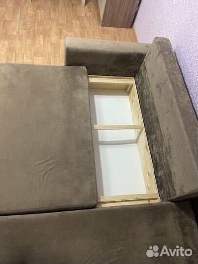 Угловой диван