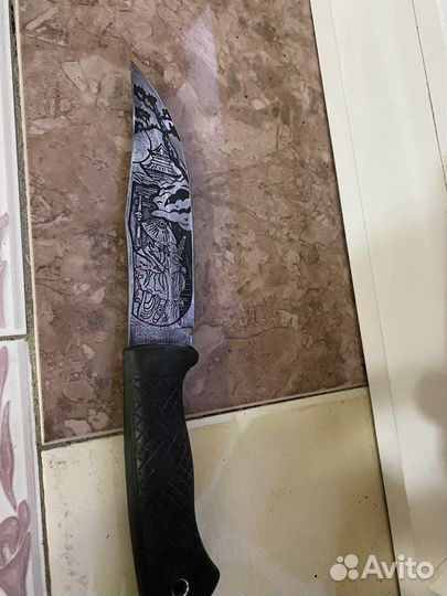 Коллекционный нож, гравировка ручной работы