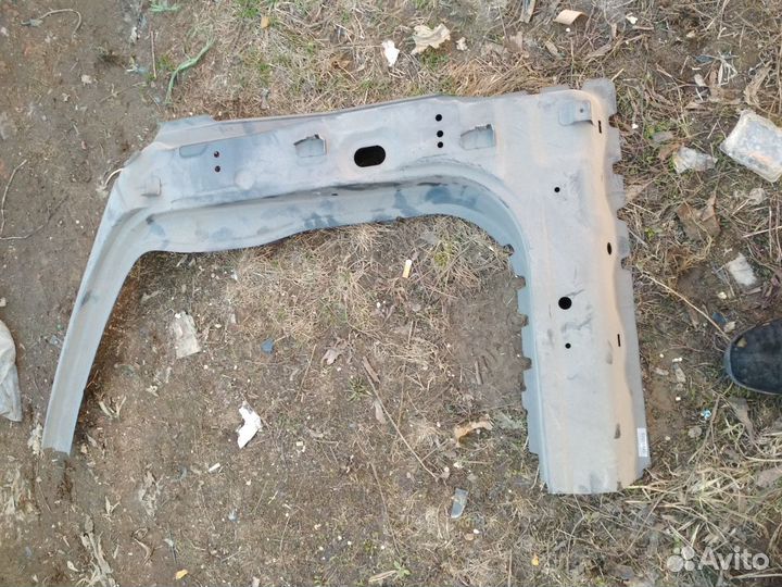 Наружка стойки передней правой двери Митсубиси asx