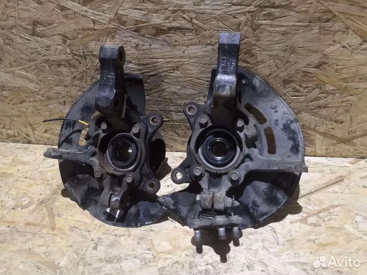 Поворотный кулак L в сборе Hyundai Tucson 3