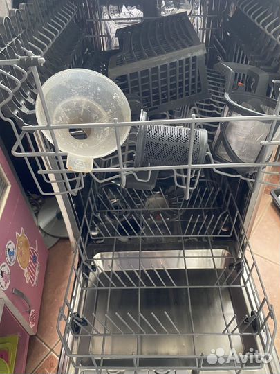 Посудомоечная машина Electrolux 45см