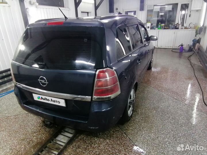 Opel Zafira 1.6 МТ, 2007, 350 000 км