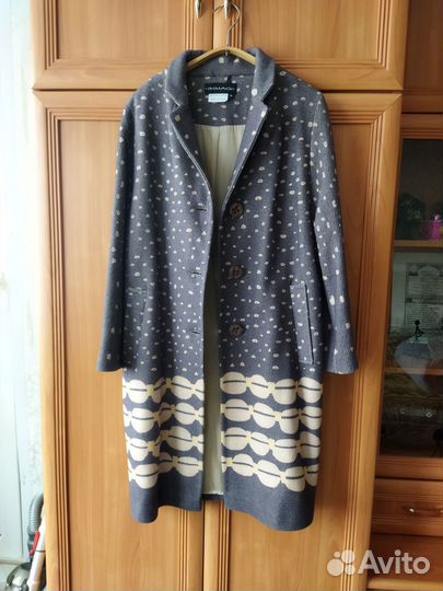 Продам весеннее новое пальто, размер 40-42
