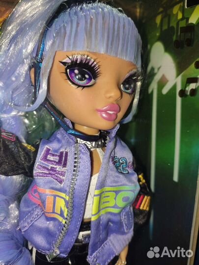 Кукла Rainbow High Tessa Park Тесса Парк