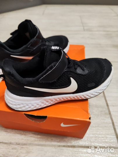 Кроссовки nike детские