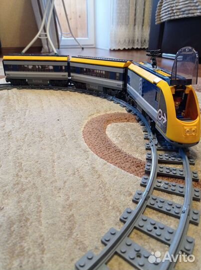 Lego City поезд с доп.рельсами и стрелками