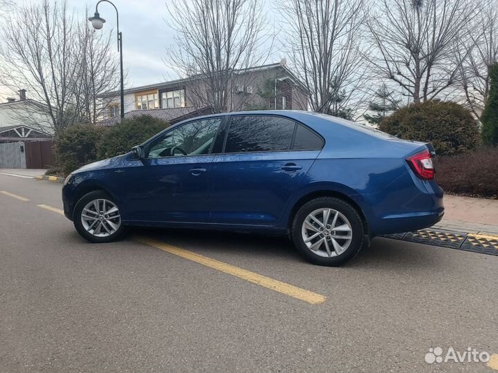 Skoda Rapid 1.6 AT, 2018, 60 000 км