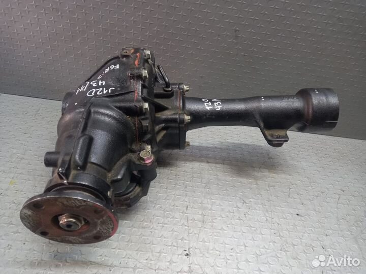 Редуктор передний Toyota Land Cruiser Prado 120