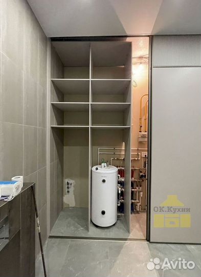 Угловой шкаф