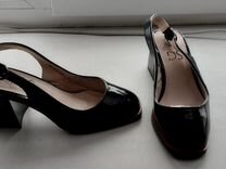 Лакированные туфли женские черные