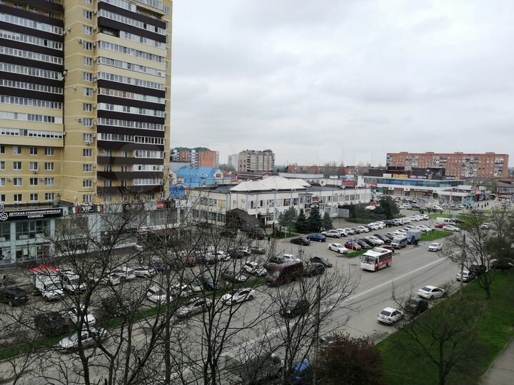 2-к. квартира, 52 м², 6/9 эт.