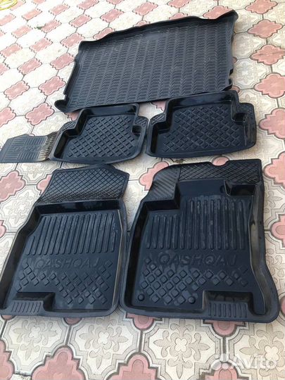 Автомобильные коврики nissan