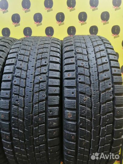Dunlop SP Winter Ice 01 235/65 R17