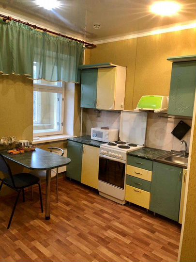 1-к. квартира, 43 м², 4/9 эт.