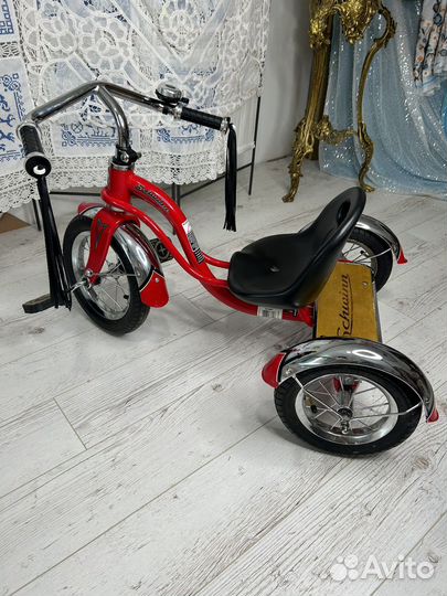 Велосипед трехколесный Schwinn roadster trike