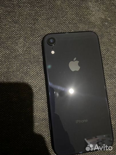 iPhone Xr, 64 ГБ