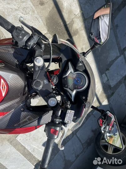Honda cbr250r