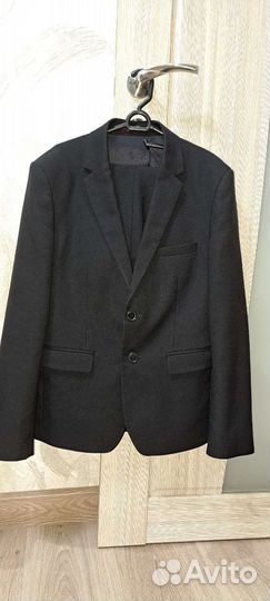 Продаю школьный костюм носили в 5 классе