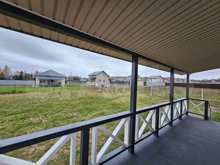 Дом 210 м² на участке 9 сот.