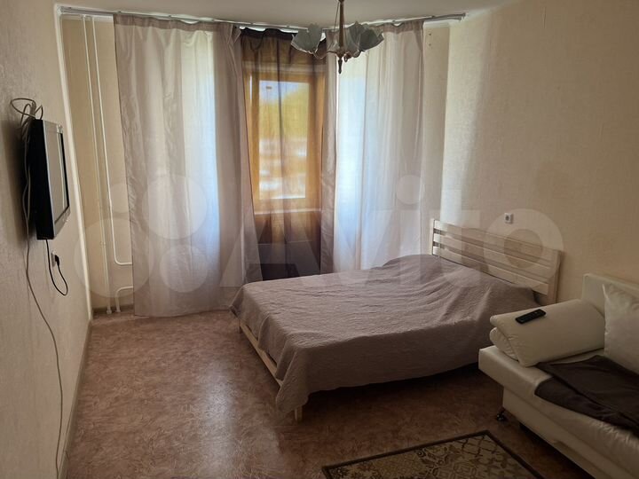 1-к. квартира, 40 м², 1/17 эт.