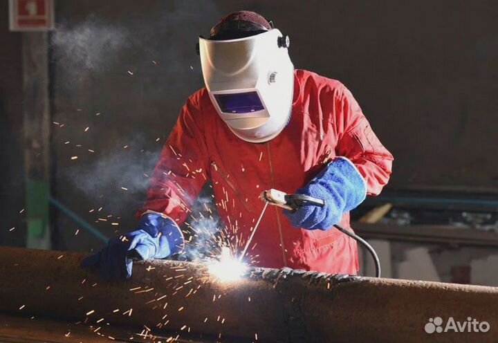 Сварщик вахтой в Челябинск