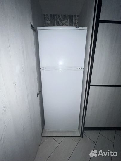 Холодильник атлант бу
