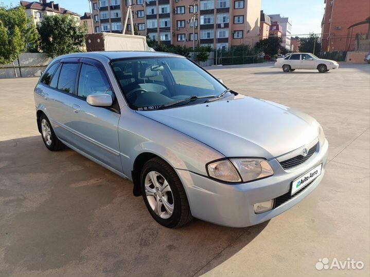 Mazda Familia 1.8 AT, 2000, 250 000 км