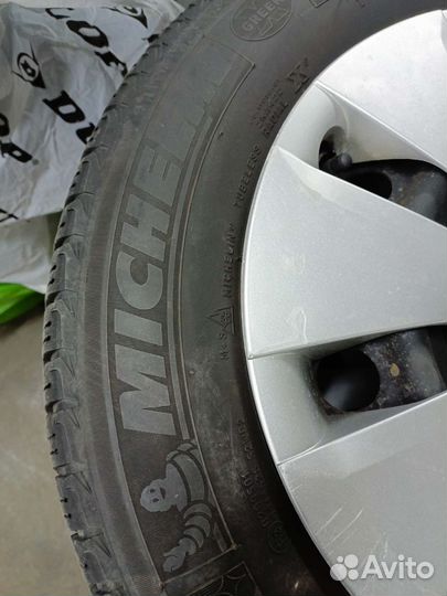 Колеса в сборе r15 зимние 4 100