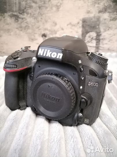 Nikon d600