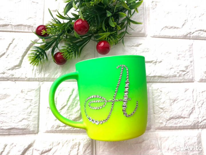 Кружка подарочная со стразами