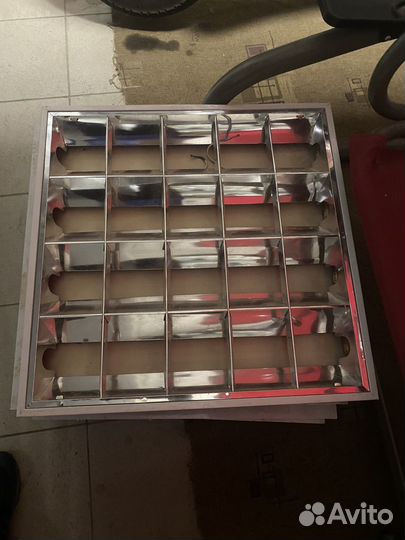 Светильник потолочный