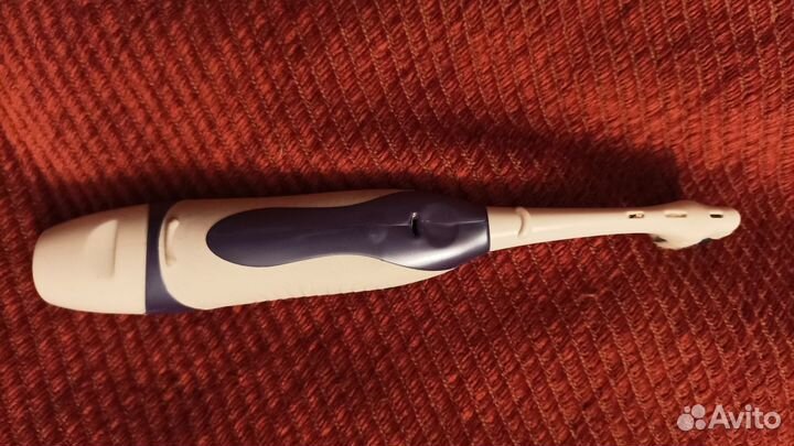 Электрическая зубная щетка (на детали)