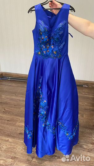 Платье вечернее. на выпускной, на свадьбу