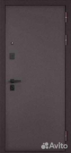 Стальная дверь в квартиру