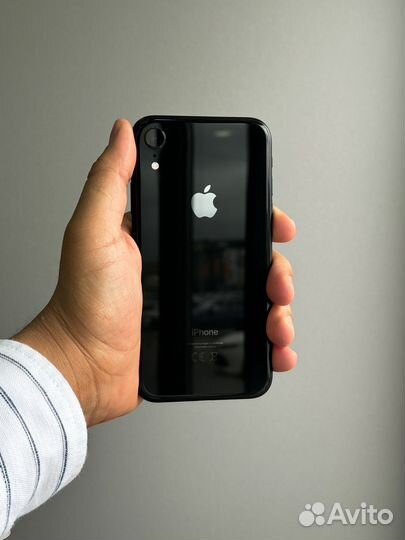 iPhone Xr, 64 ГБ