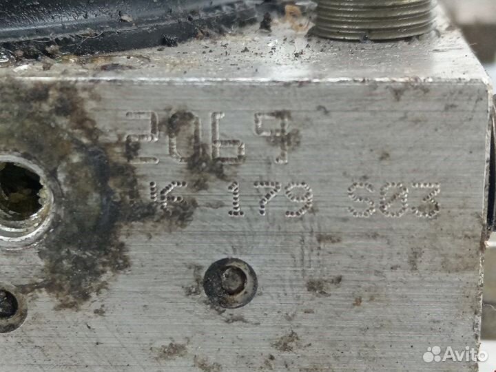 Блок ABS для Renault Laguna 2 7701208531