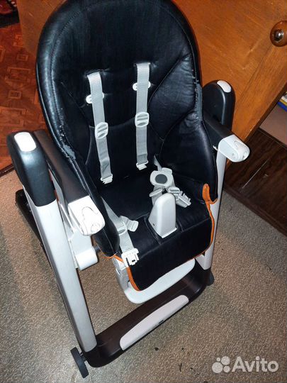 Детский стульчик для кормления Peg Perego