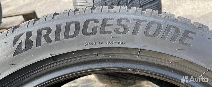 Bridgestone Blizzak LM-005 255/45 R19
